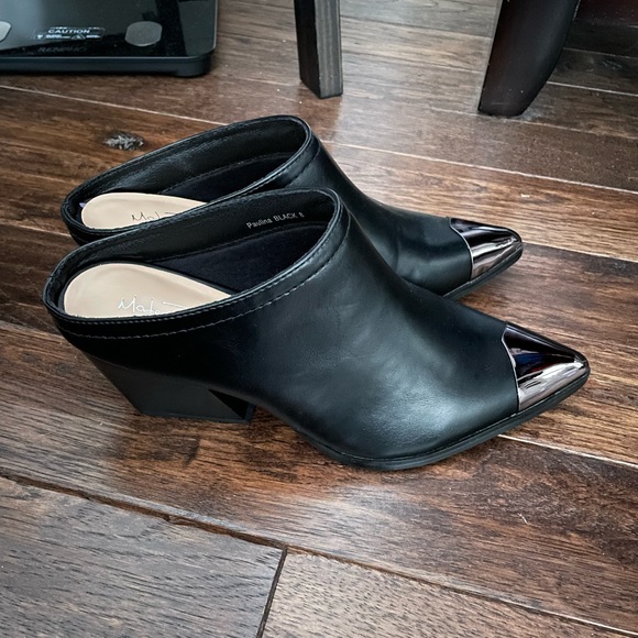 Brand new booties - Picture 2 of 5